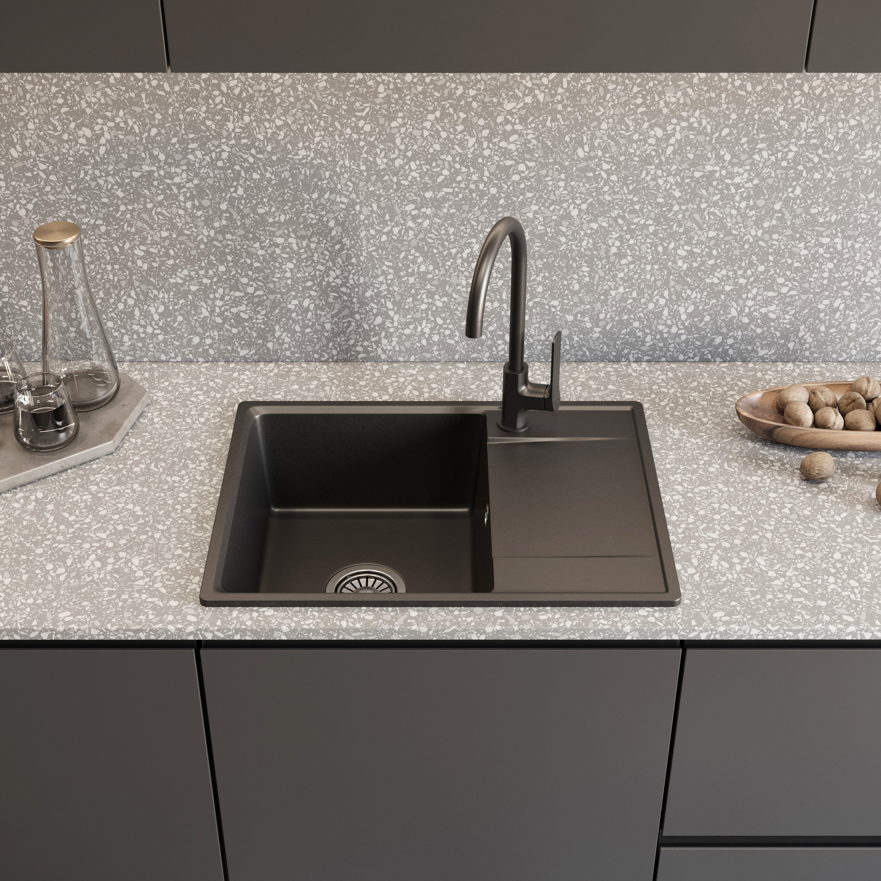 Смеситель для кухни STWORKI HWX5015-P01BK купить в Тамбове