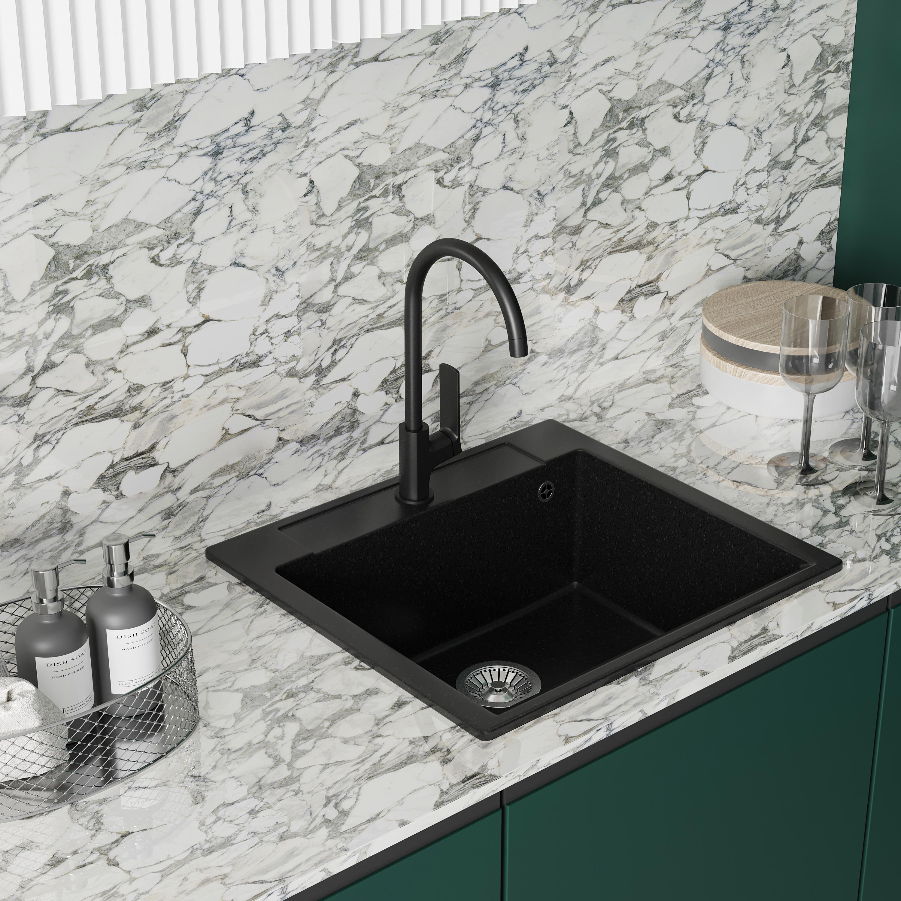 Смеситель для кухни STWORKI HWX5015-P01BK купить в Тамбове