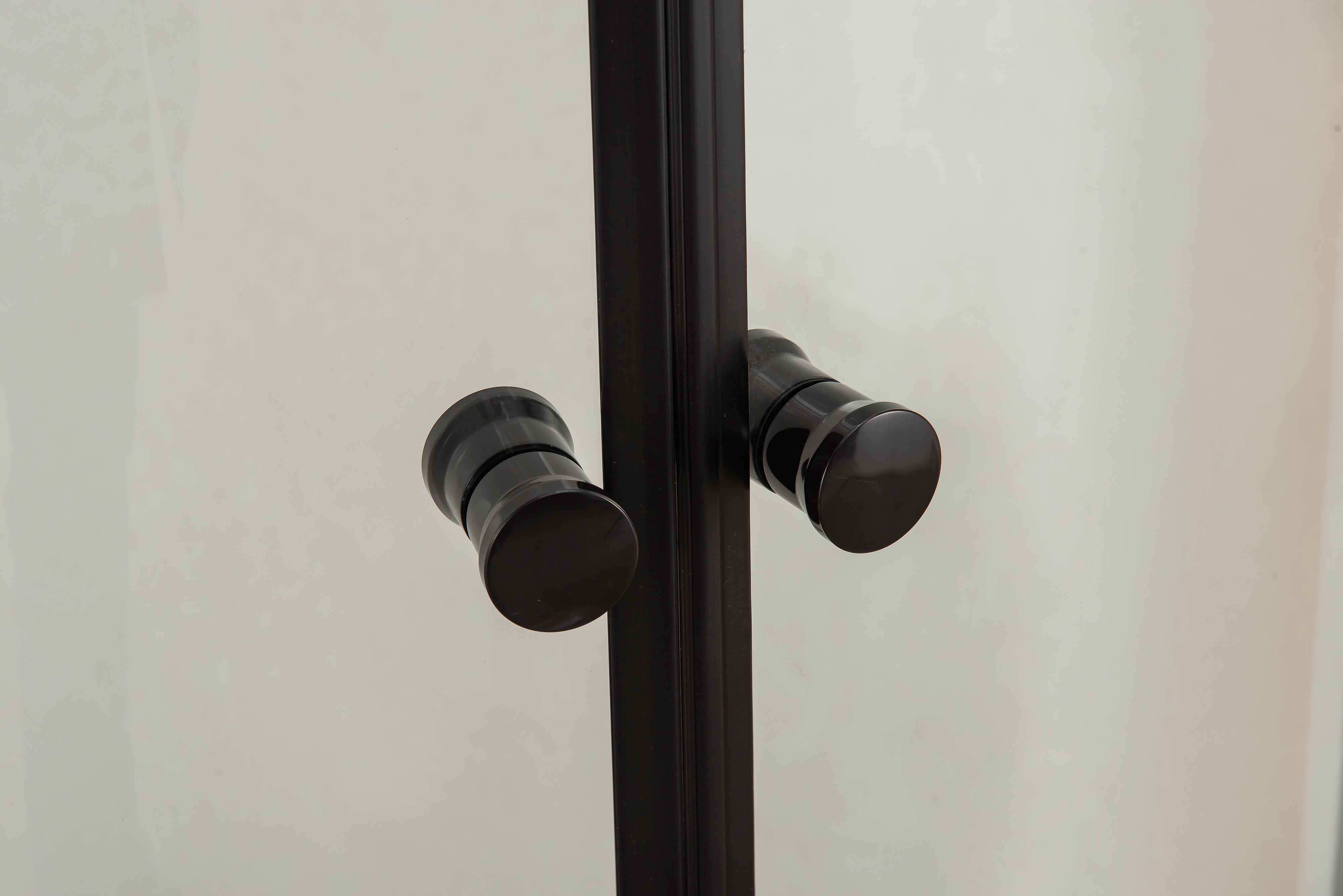 Душевой уголок DIWO Смоленск 90х90 профиль черный, с поддоном купить в Тамбове