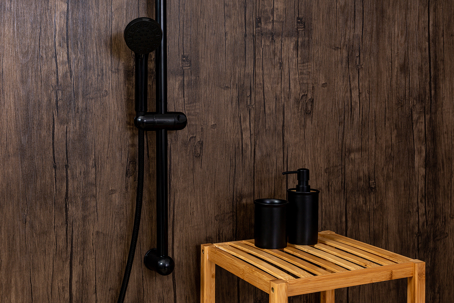 Смеситель для душа DIWO Смоленск BC674U4 + Душевой гарнитур DIWO Смоленск SM-05b черный купить в Тамбове