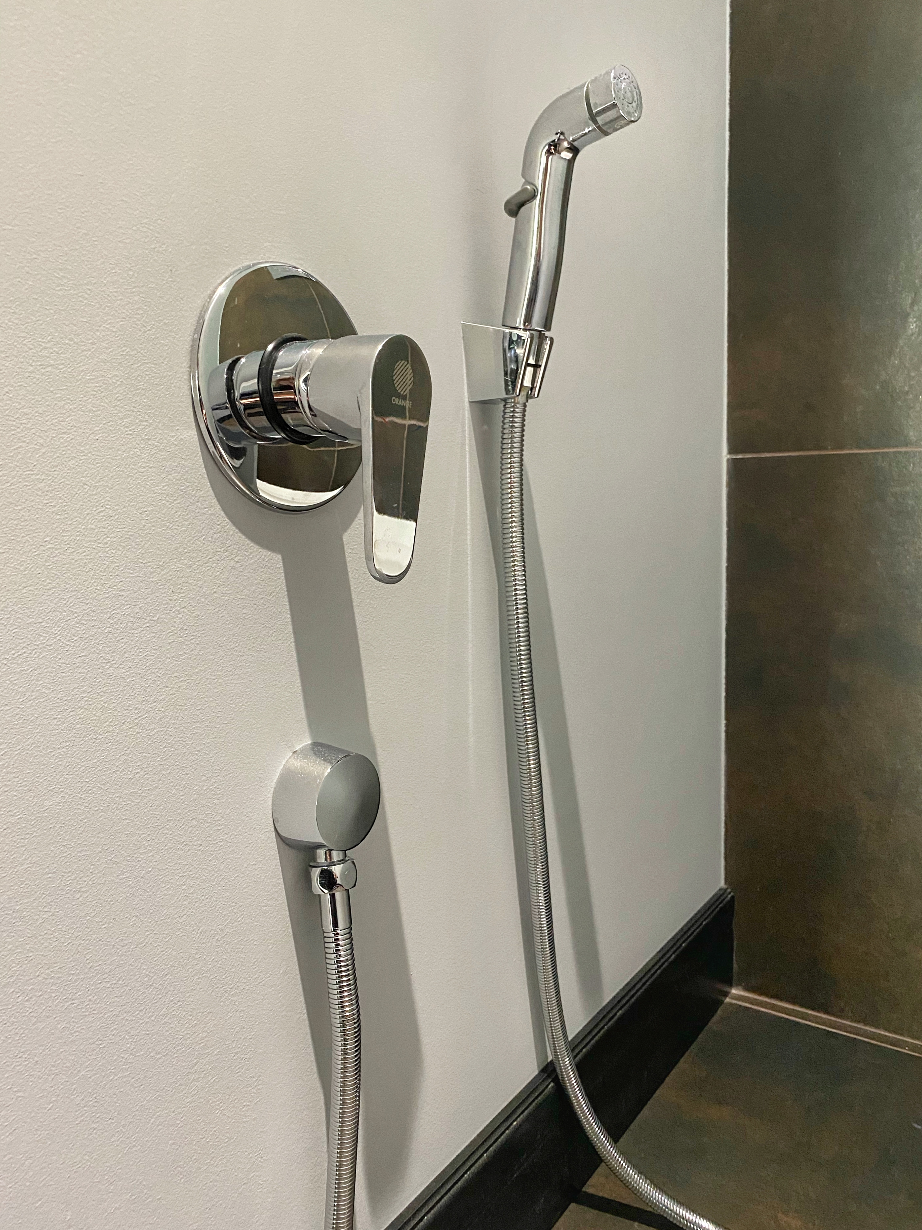 Встраиваемый смеситель для душа и ванны STWORKI Нарвик NR-01cr С ВНУТРЕННЕЙ ЧАСТЬЮ