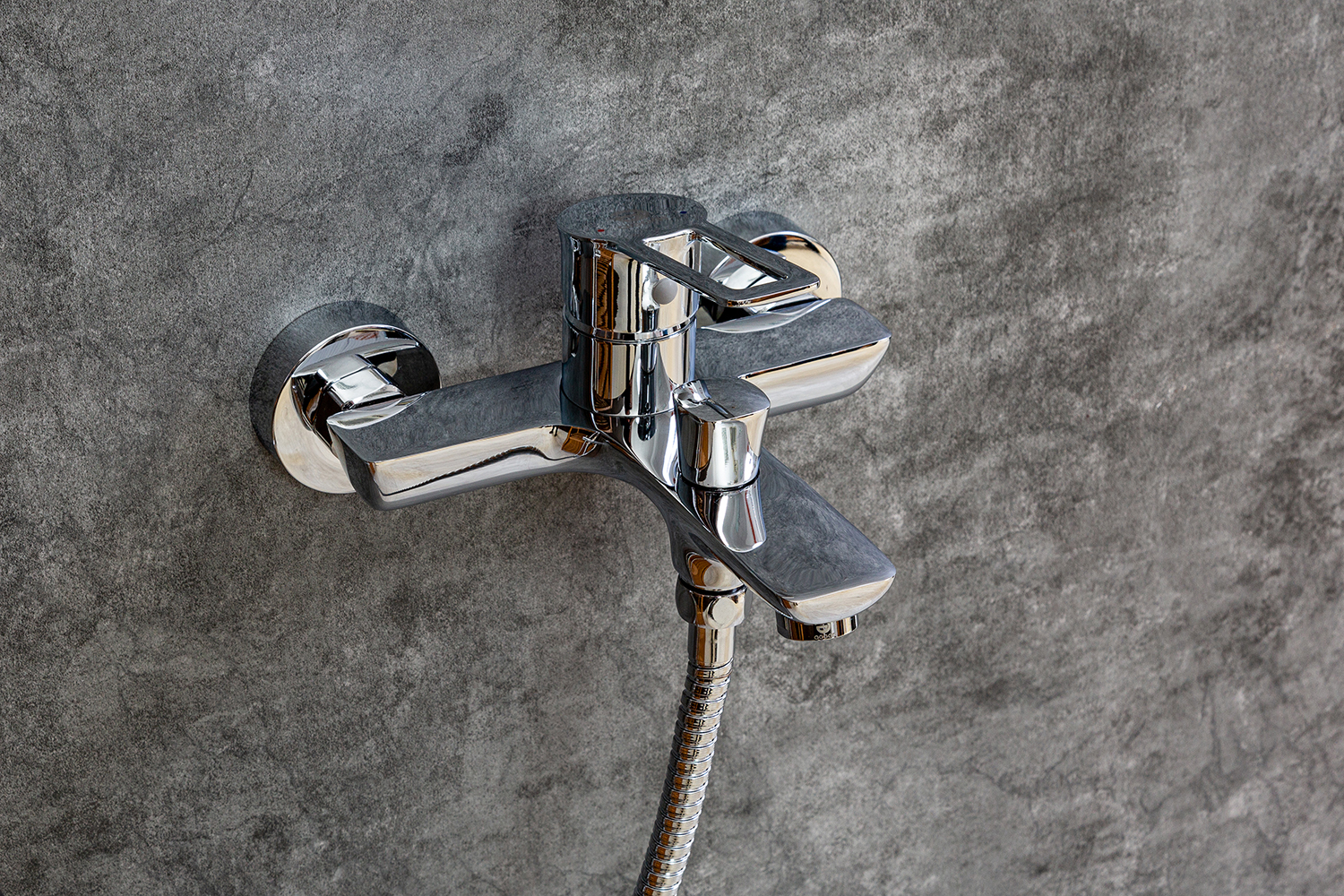 Смеситель для ванны с душем STWORKI Флом FL-02cr купить в Тамбове